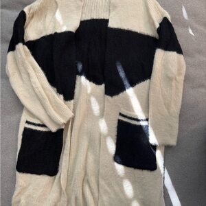 Lumiere Black and Cream Cardigan